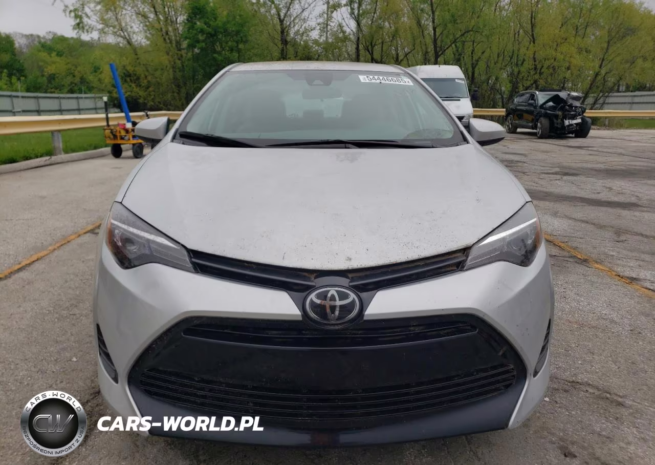 2018 Toyota Corolla L VIN:5YFBURHE8JP793394 - 5