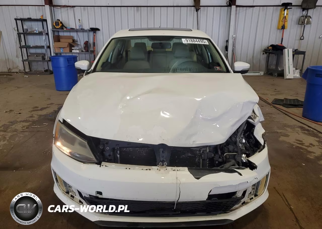 2012 Volkswagen Jetta Tdi VIN:3VWLL7AJXCM368737 - 5