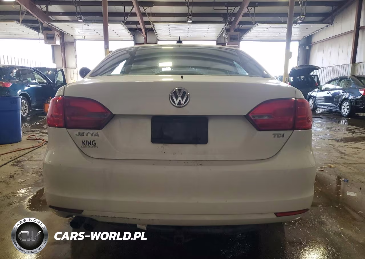 2012 Volkswagen Jetta Tdi VIN:3VWLL7AJXCM368737 - 6