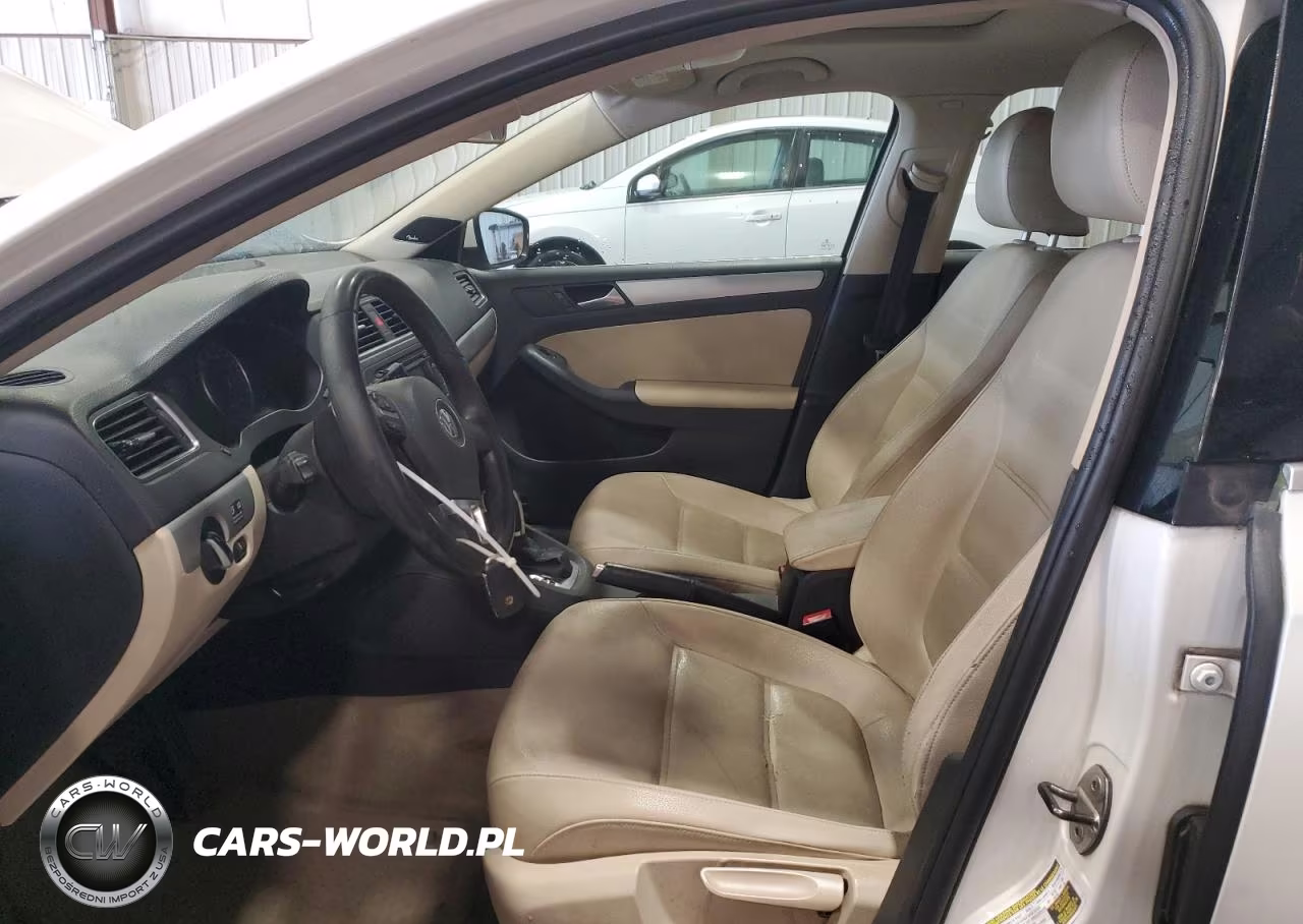 2012 Volkswagen Jetta Tdi VIN:3VWLL7AJXCM368737 - 7
