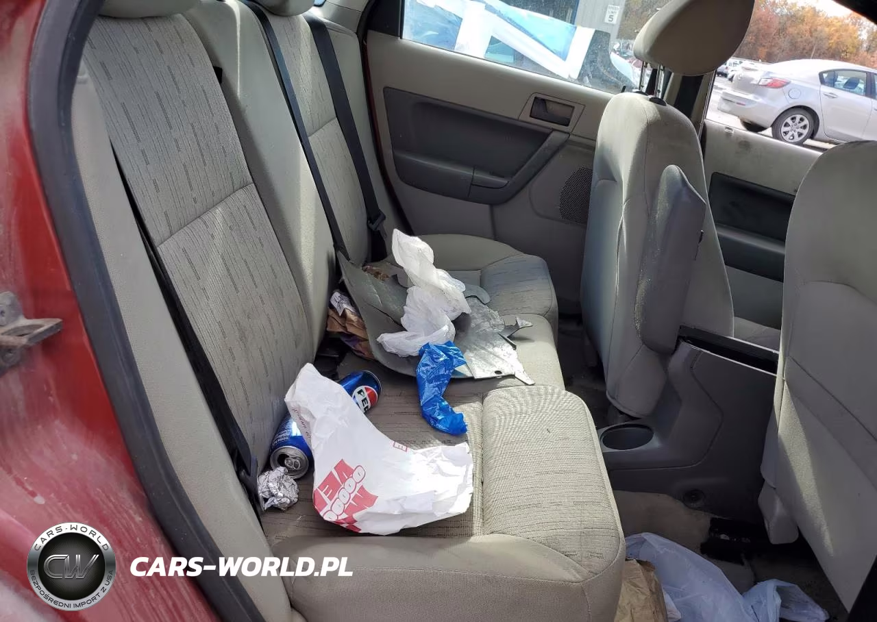 2010 Ford Focus Se VIN:1FAHP3FN1AW131719 - 10
