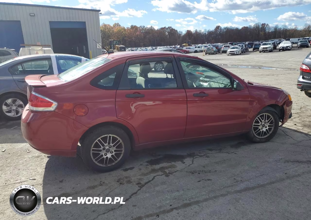 2010 Ford Focus Se VIN:1FAHP3FN1AW131719 - 3