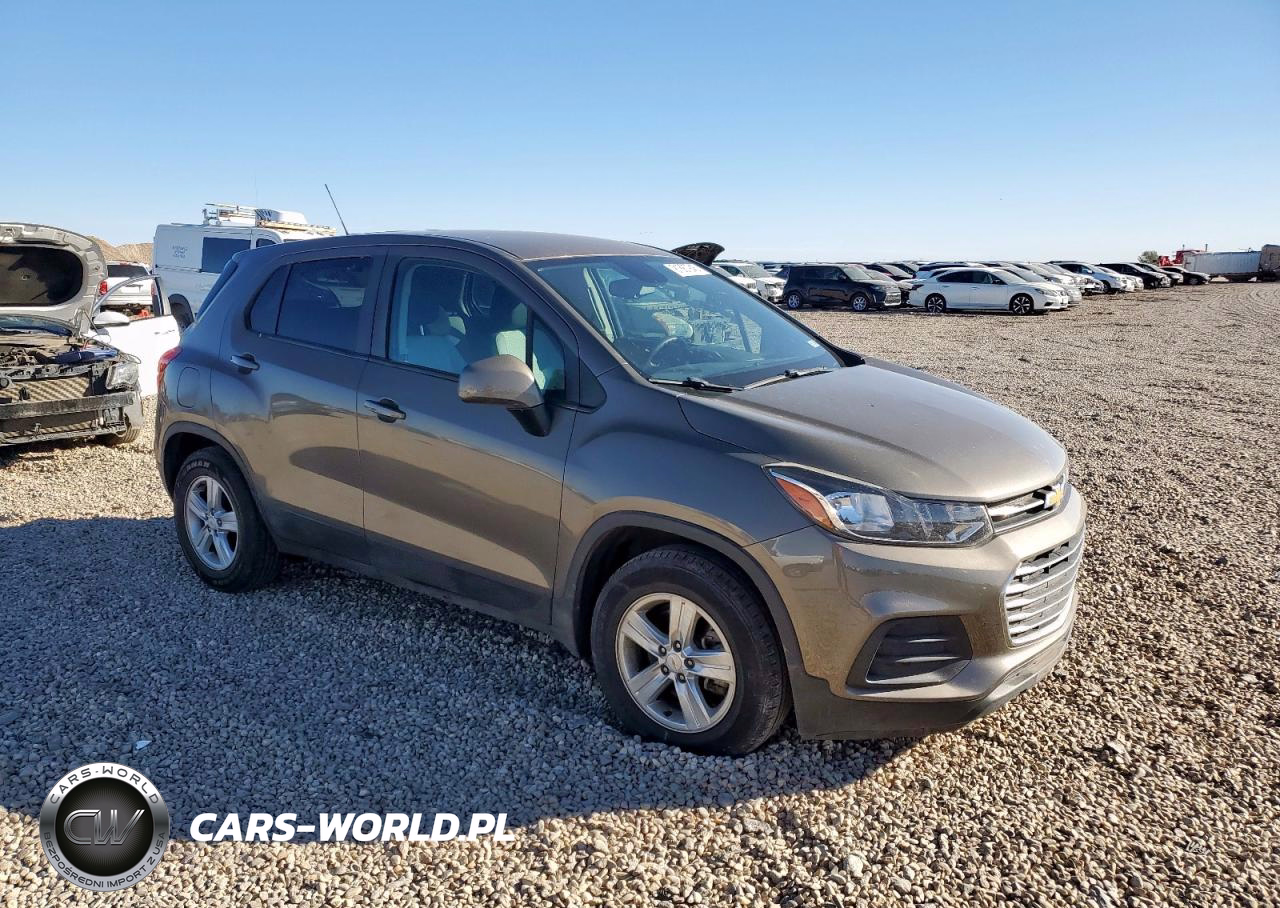2020 Chevrolet Trax Ls VIN:KL7CJKSB2LB353883 - 4
