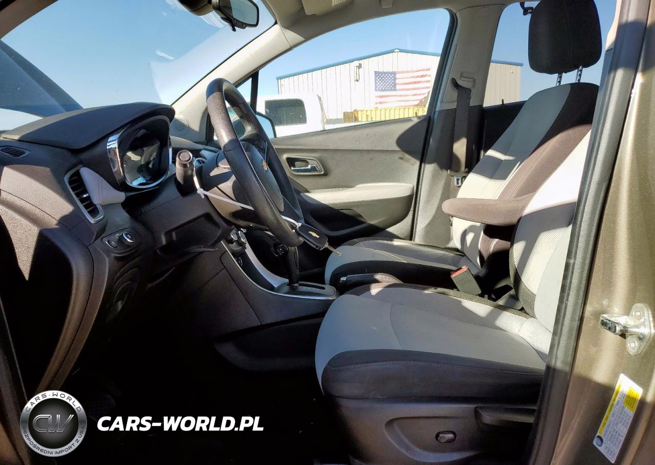 2020 Chevrolet Trax Ls VIN:KL7CJKSB2LB353883 - 7