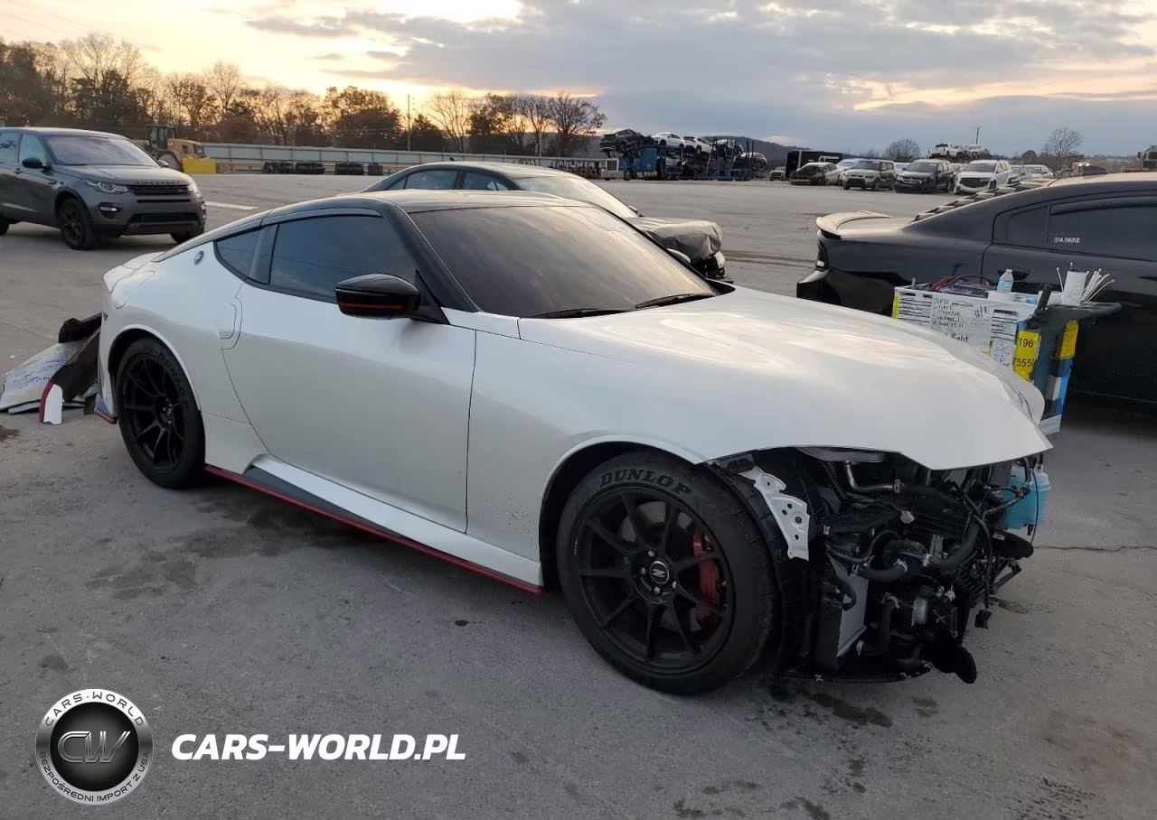 2024 Nissan Z Nismo VIN:JN1BZ4CH5RM367296 - 4