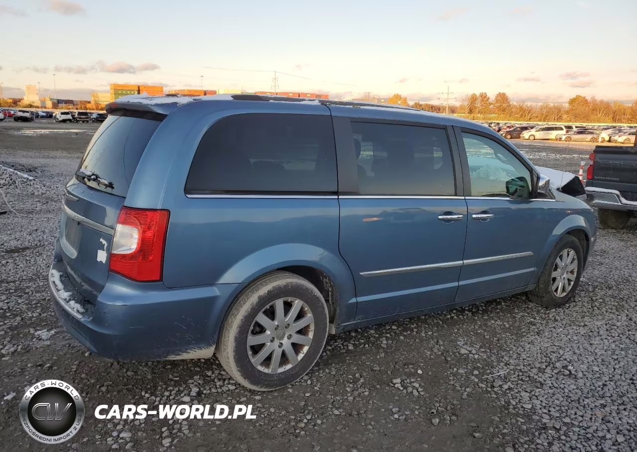 2012 Chrysler Town & Country Touring L VIN:2C4RC1CG9CR117616 - 3