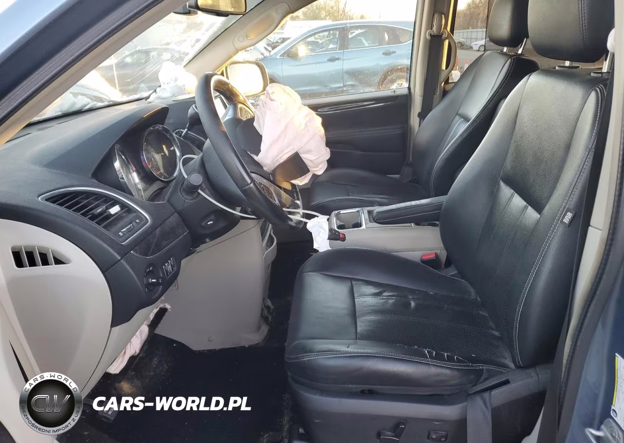 2012 Chrysler Town & Country Touring L VIN:2C4RC1CG9CR117616 - 7