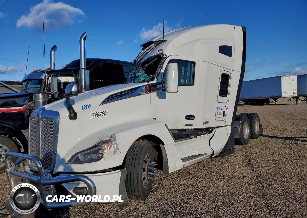 2023 Kenworth T680 Semi Truck VIN:1XKYD49X7PJ142109 - 2
