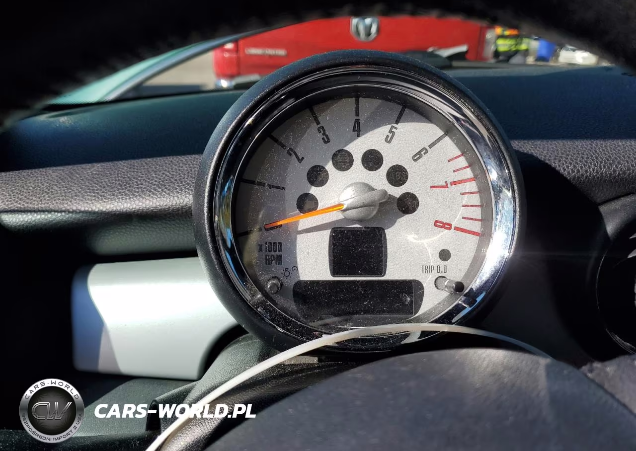 2012 Mini Cooper VIN:WMWSU3C59CT367615 - 9