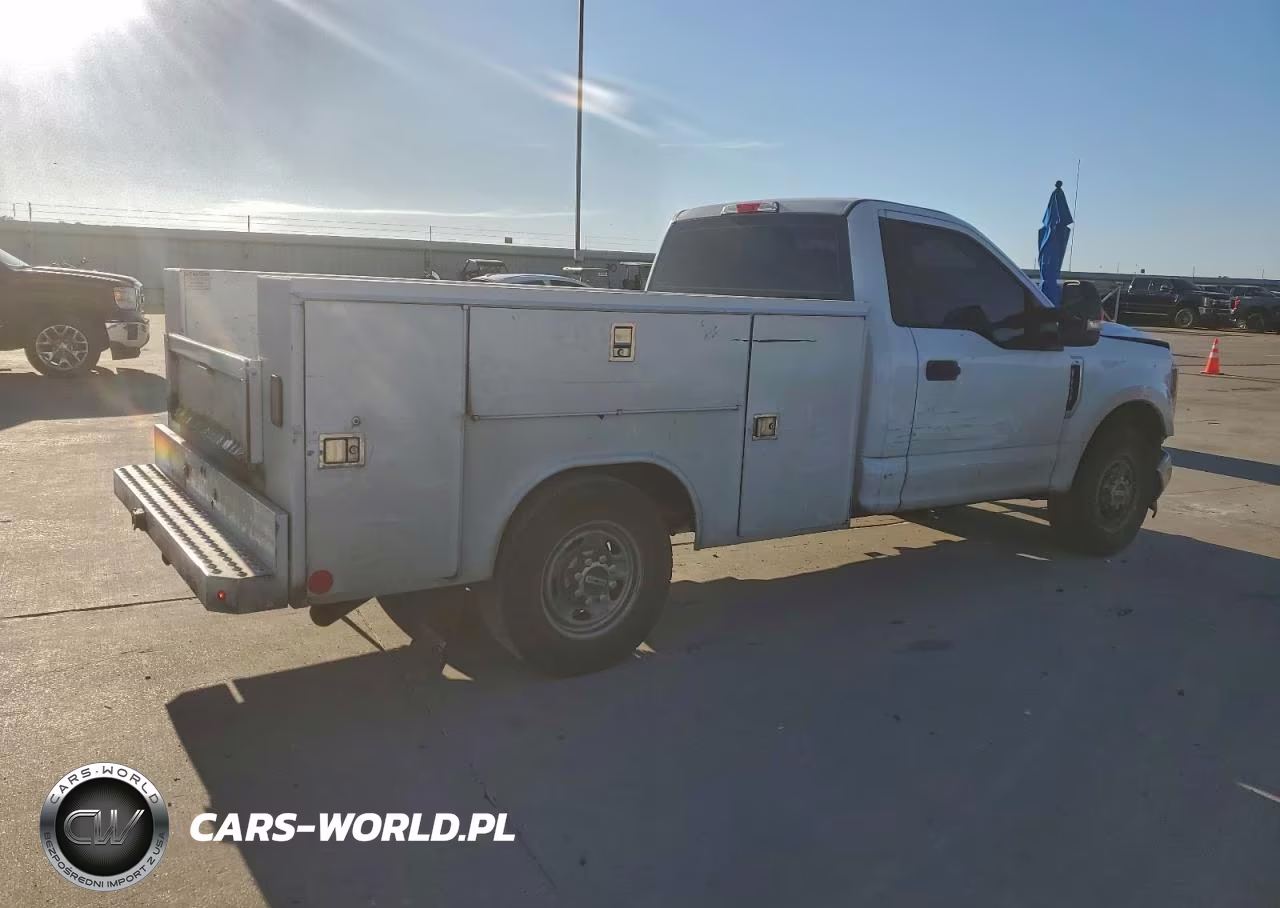 2019 Ford F250 Super Duty VIN:1FTBF2A69KEC13802 - 3