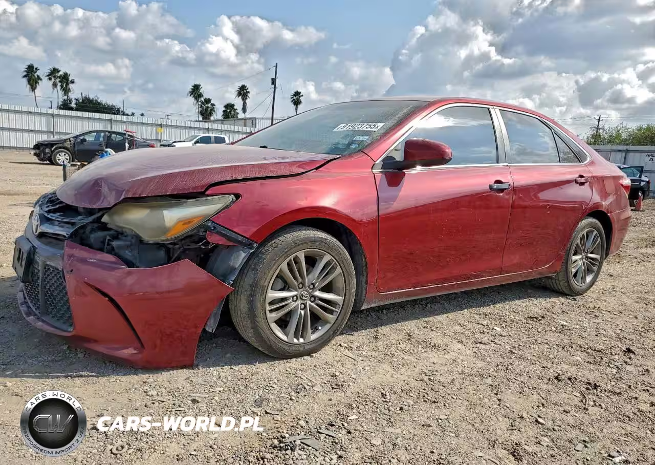 2016 Toyota Camry Le