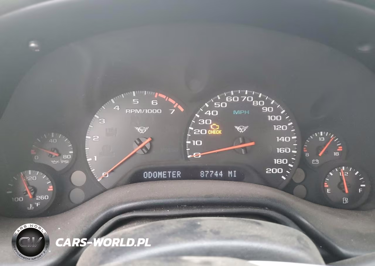 1999 Chevrolet Corvette VIN:1G1YY32G8X5101428 - 9