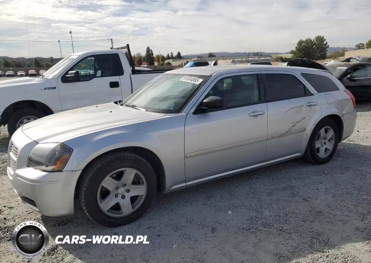 2005 Dodge Magnum Sxt