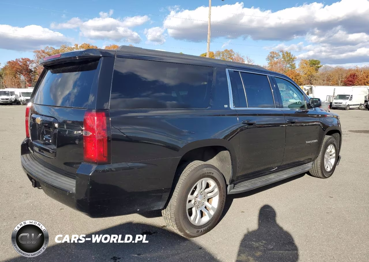 2019 Chevrolet Suburban K1500 Lt VIN:1GNSKHKC9KR189049 - 3
