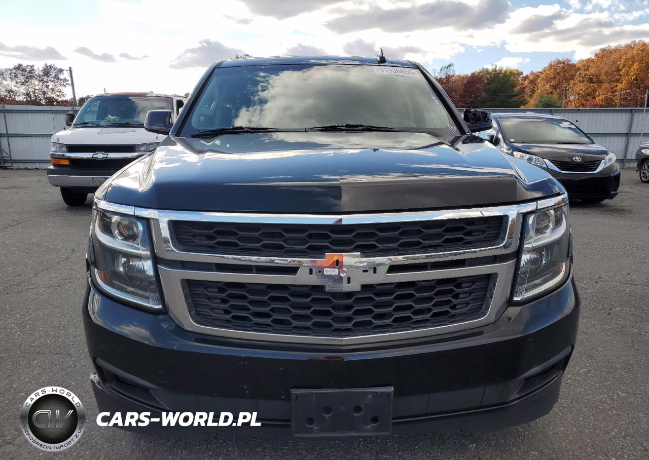2019 Chevrolet Suburban K1500 Lt VIN:1GNSKHKC9KR189049 - 5