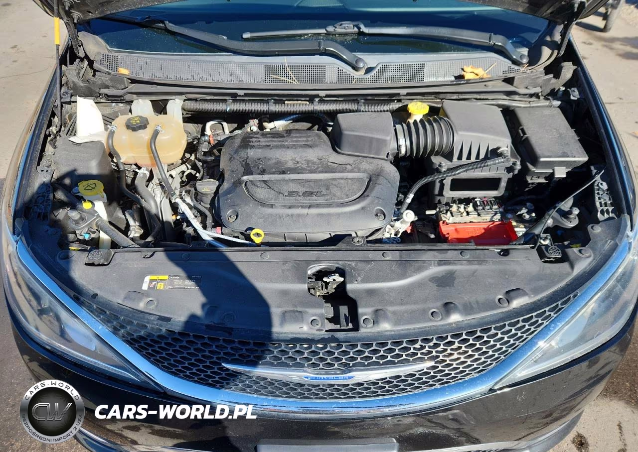2020 Chrysler Pacifica Limited VIN:2C4RC1GG3LR157930 - 12