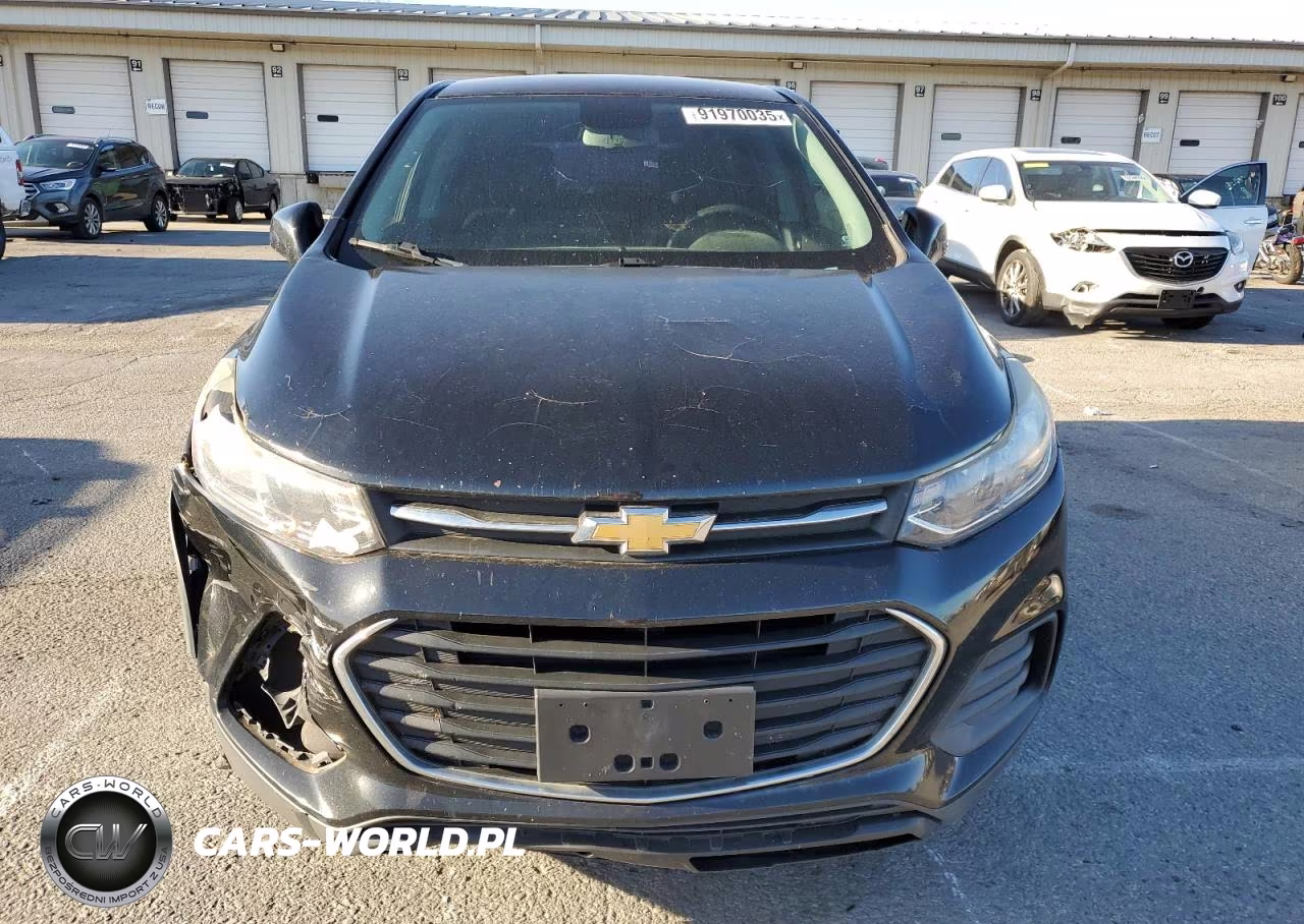 2017 Chevrolet Trax Ls VIN:3GNCJKSB9HL260049 - 5