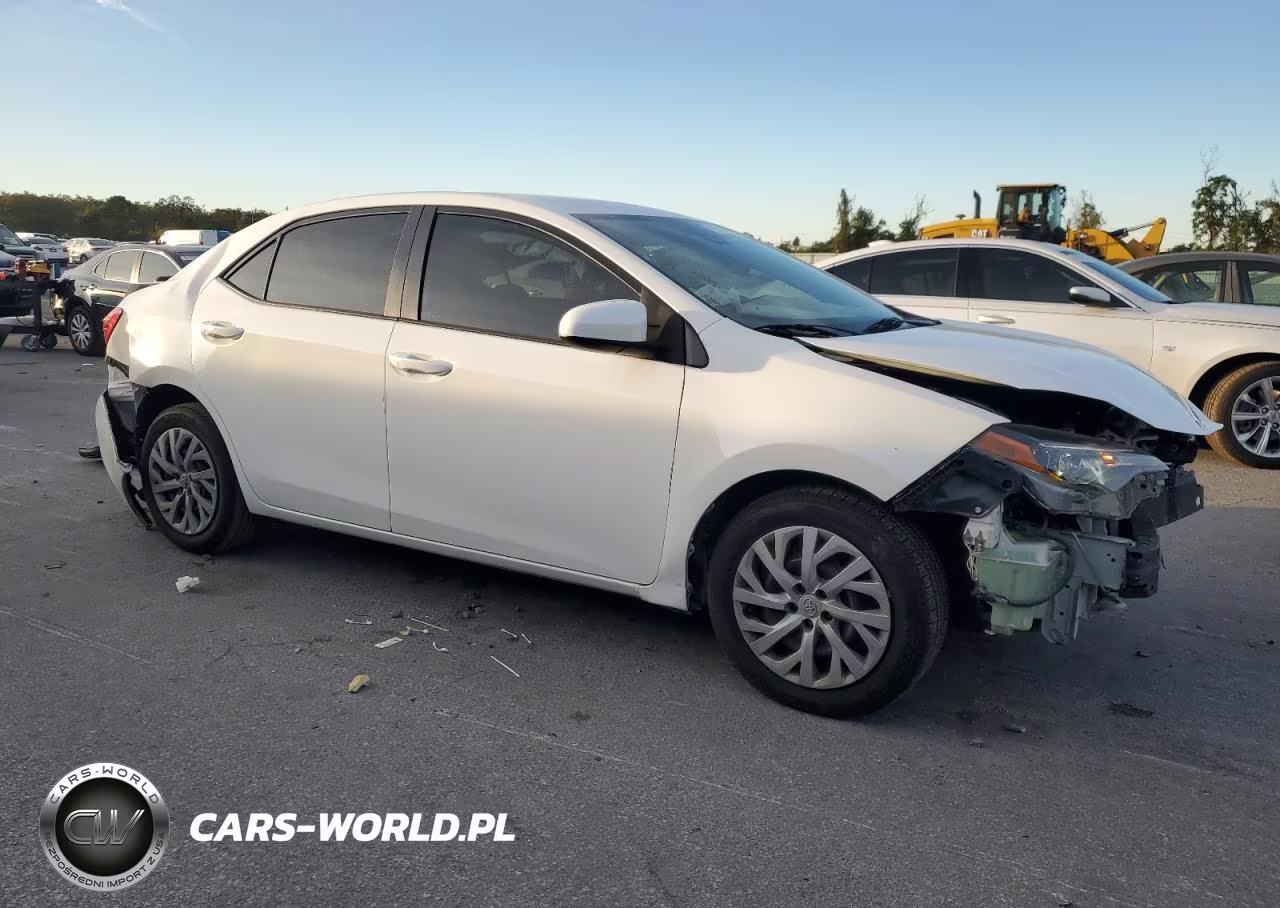 2019 Toyota Corolla L VIN:2T1BURHE5KC162023 - 4