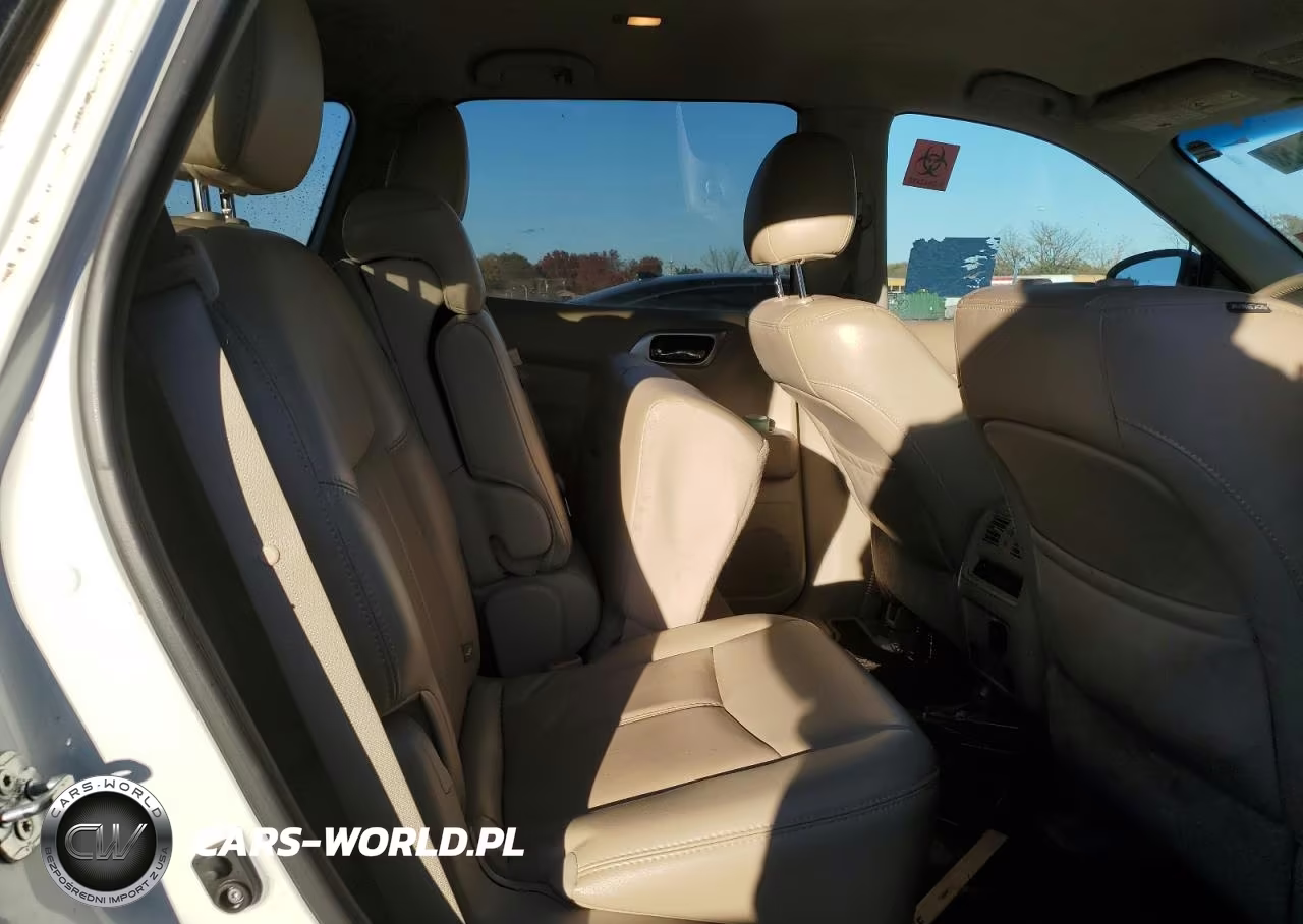 2015 Nissan Pathfinder S VIN:5N1AR2MM4FC695556 - 11