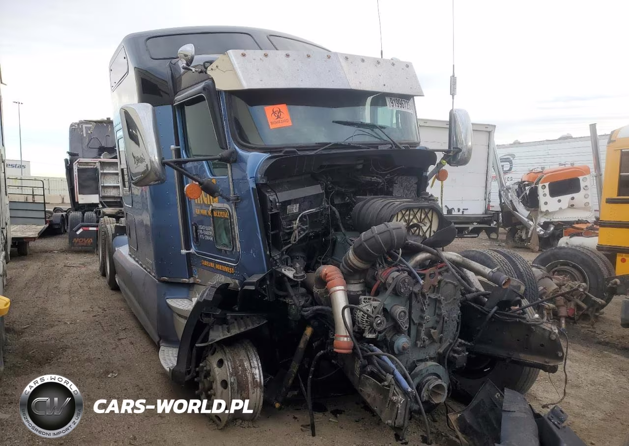 2016 Kenworth T600 Semi Truck