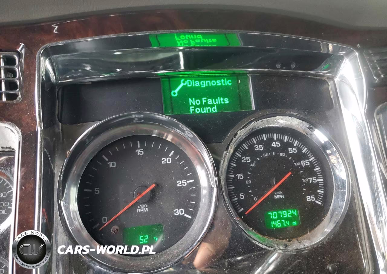 2016 Kenworth T600 Semi Truck VIN:1NKAGGGG80R146085 - 8
