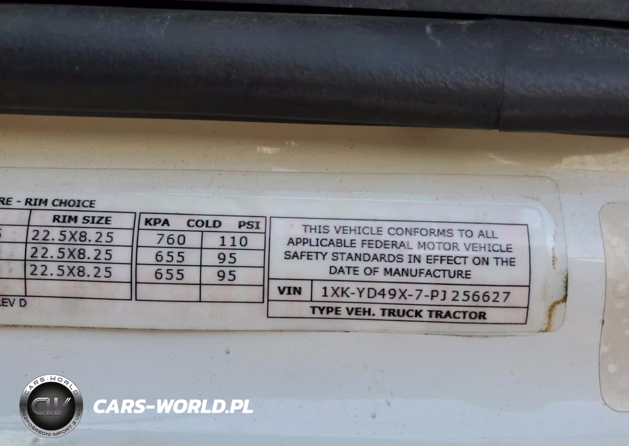 2023 Kenworth T680 Semi Truck VIN:1XKYD49X7PJ256627 - 10