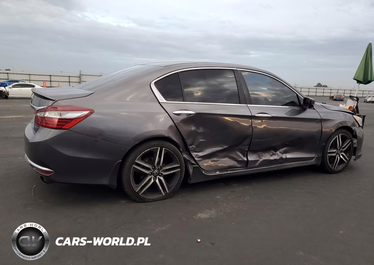 2017 Honda Accord Sport VIN:1HGCR2F54HA297833 - 3