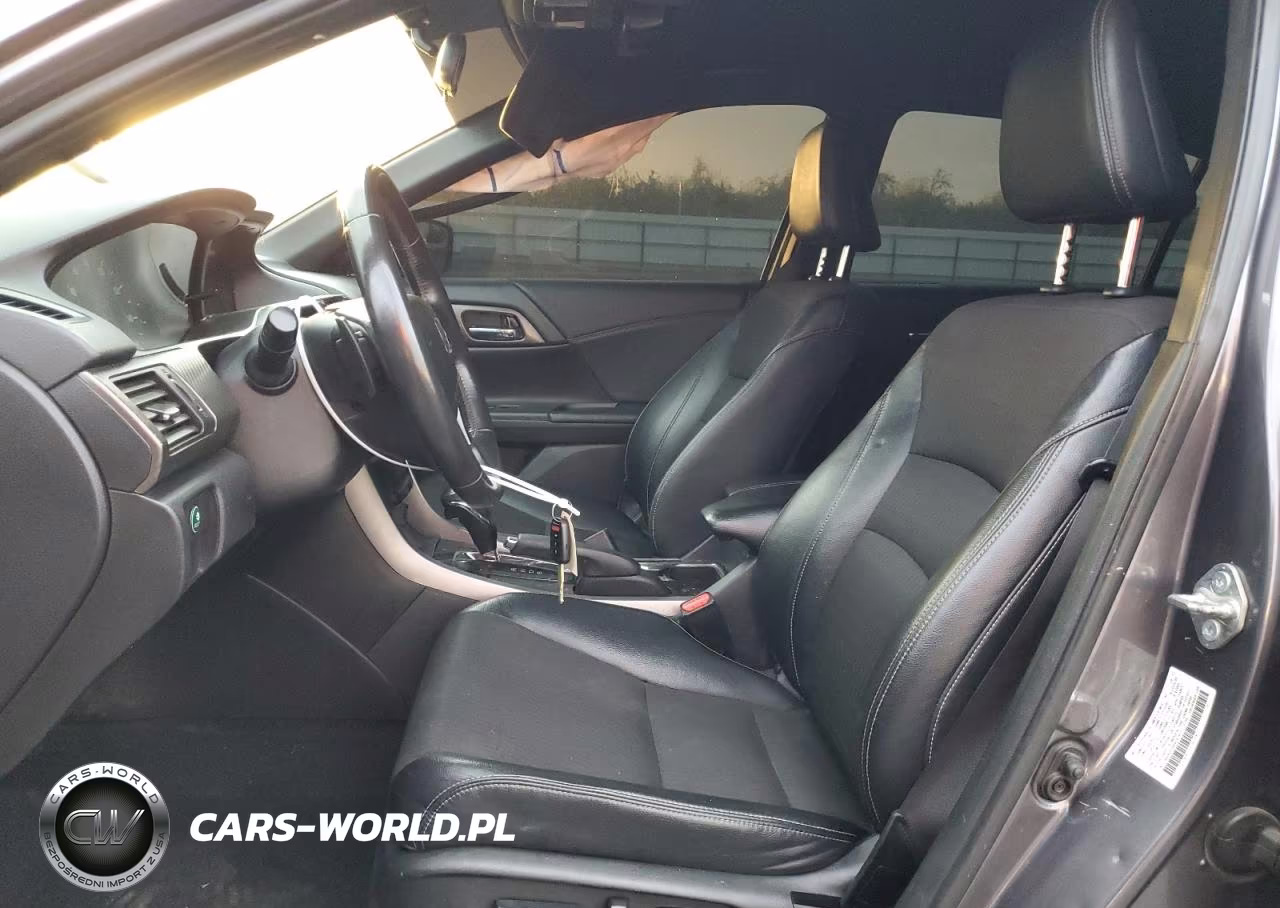 2017 Honda Accord Sport VIN:1HGCR2F54HA297833 - 7