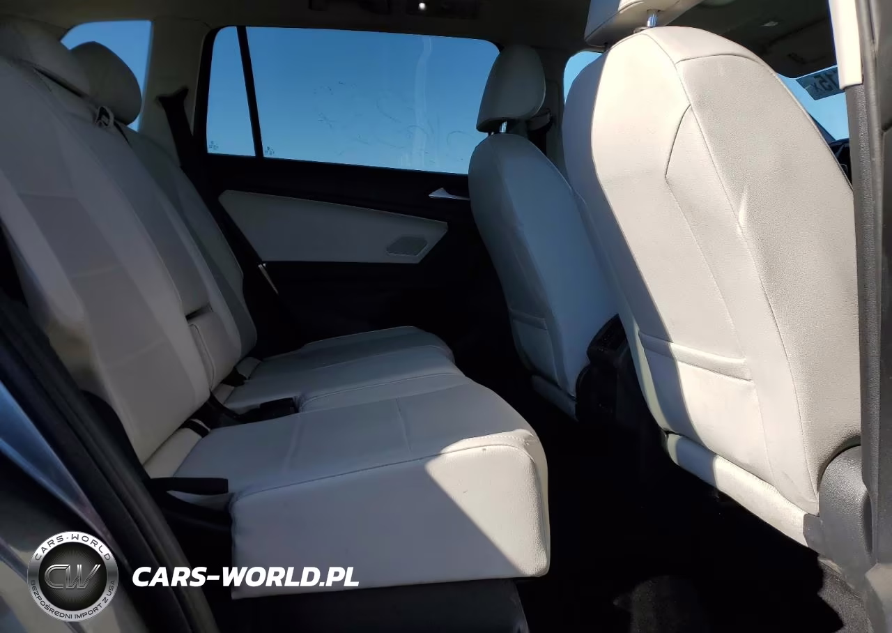 2019 Volkswagen Tiguan Se VIN:3VV2B7AX8KM109895 - 11