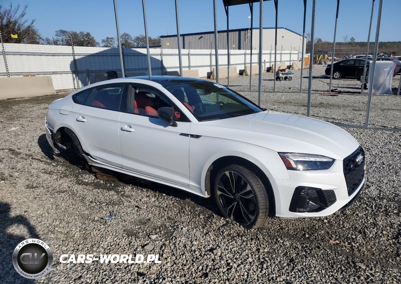 2022 Audi S5 Premium Plus VIN:WAUC4CF50NA015621 - 4