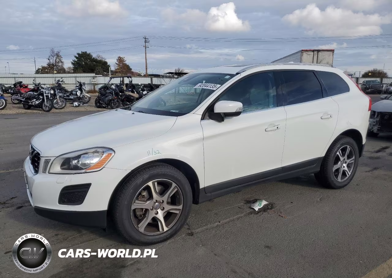 2013 Volv Xc60