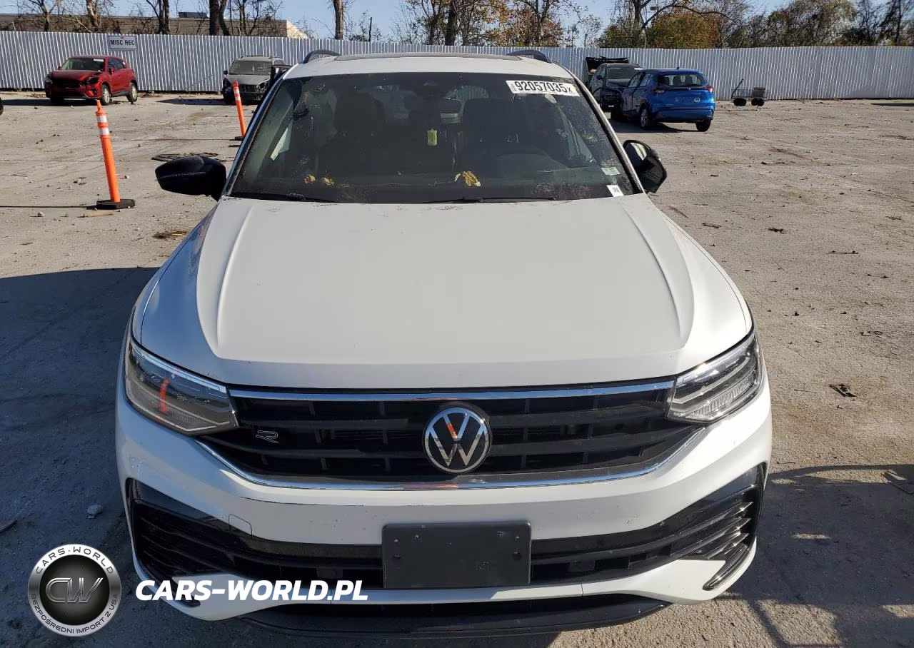 2023 Volkswagen Tiguan Se R-Line Black VIN:3VVCB7AX1PM017622 - 5