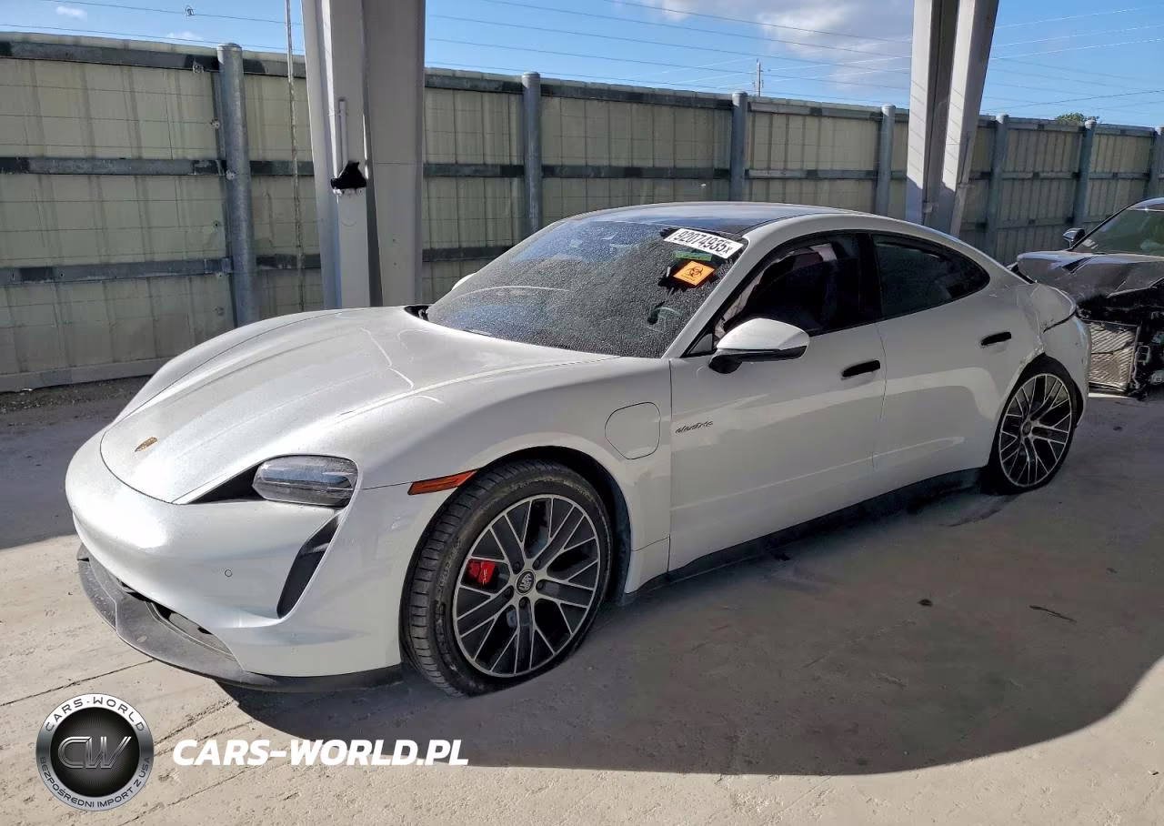 2022 Porsche Taycan