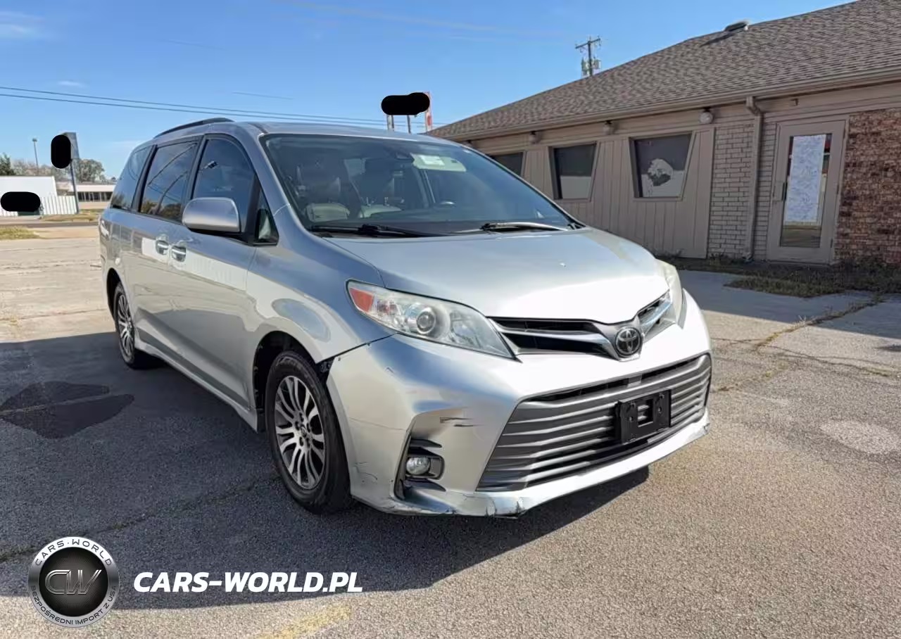 2020 Toyota Sienna Xle