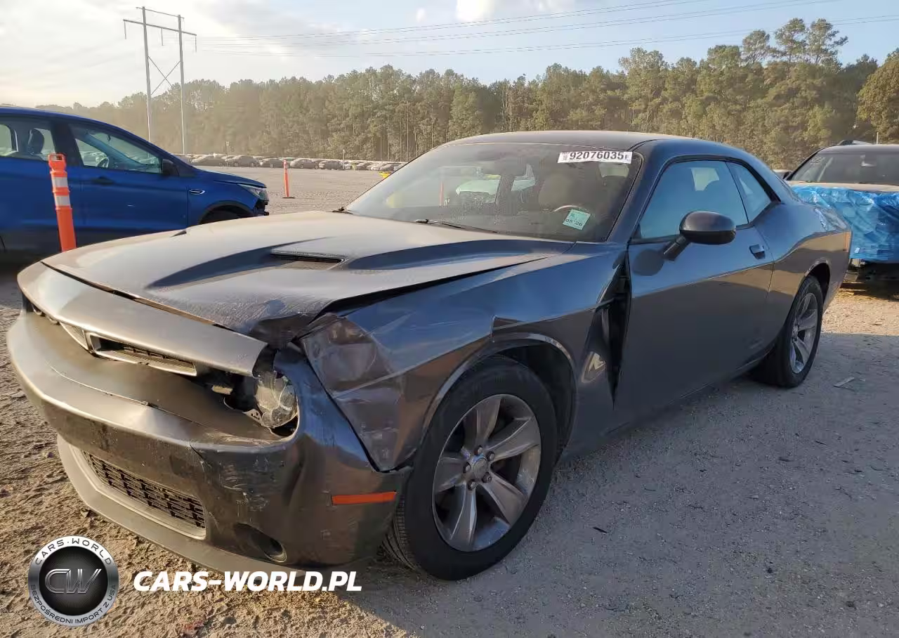 2015 Dodge Challenger Sxt
