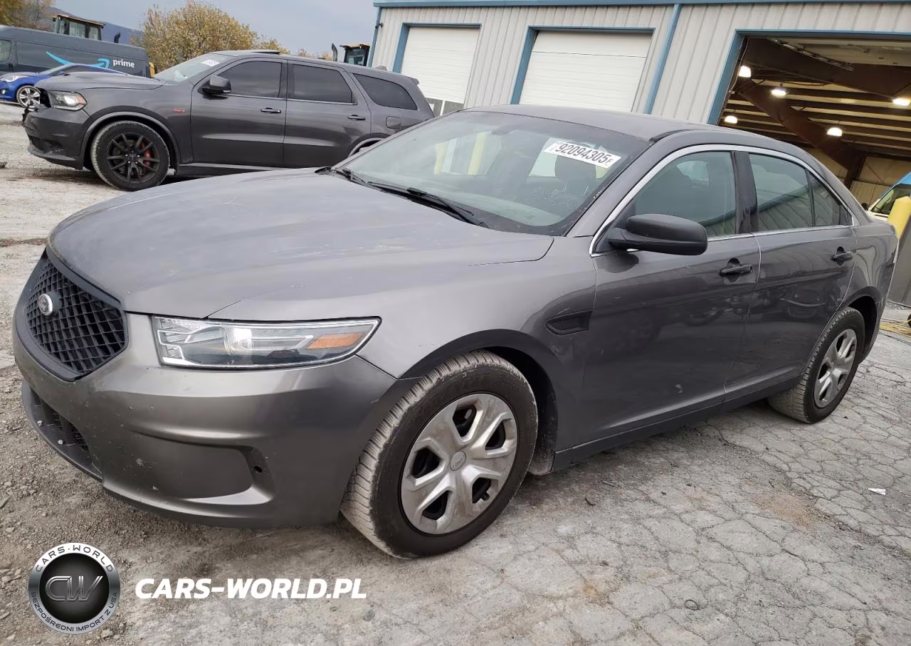 2015 Ford Taurus Police Interceptor – zdjęcie 1 z 12