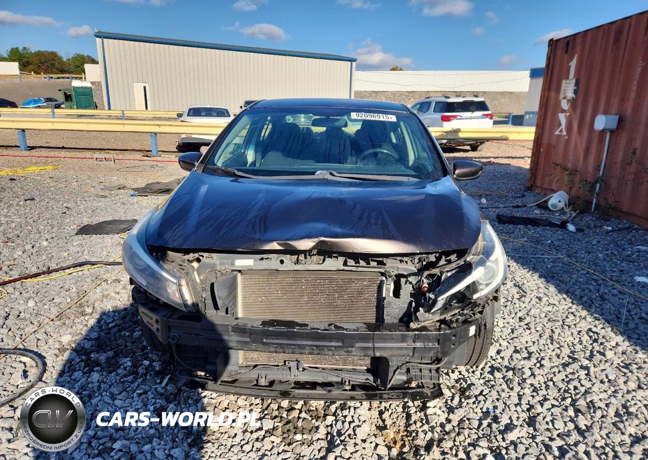 2017 Kia Forte Lx VIN:3KPFK4A76HE044823 - 5