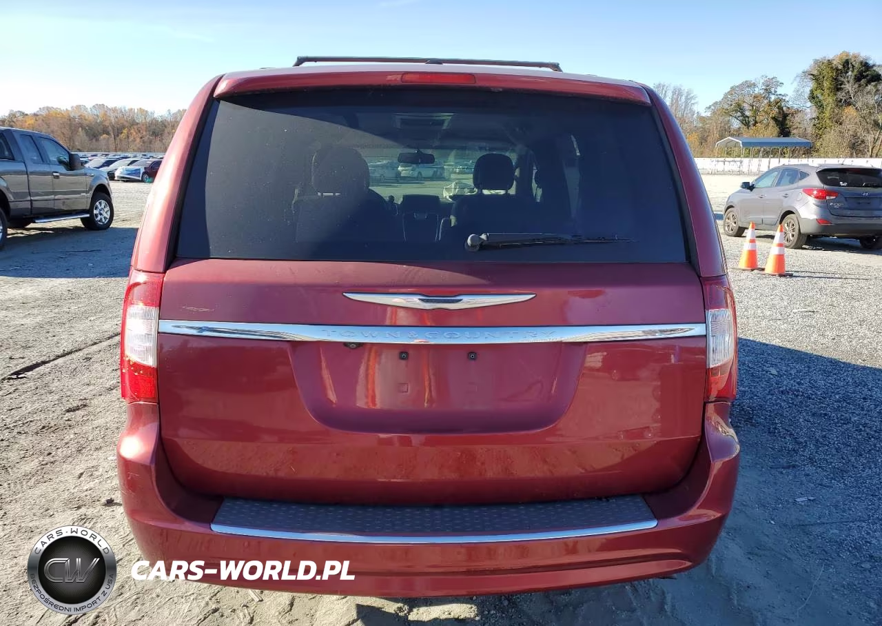 2015 Chrysler Town & Country Touring VIN:2C4RC1BG5FR590855 - 6