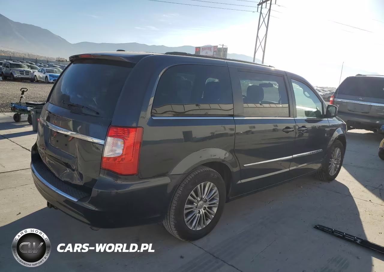 2014 Chrysler Town & Country Touring L VIN:2C4RC1CG1ER284457 - 3