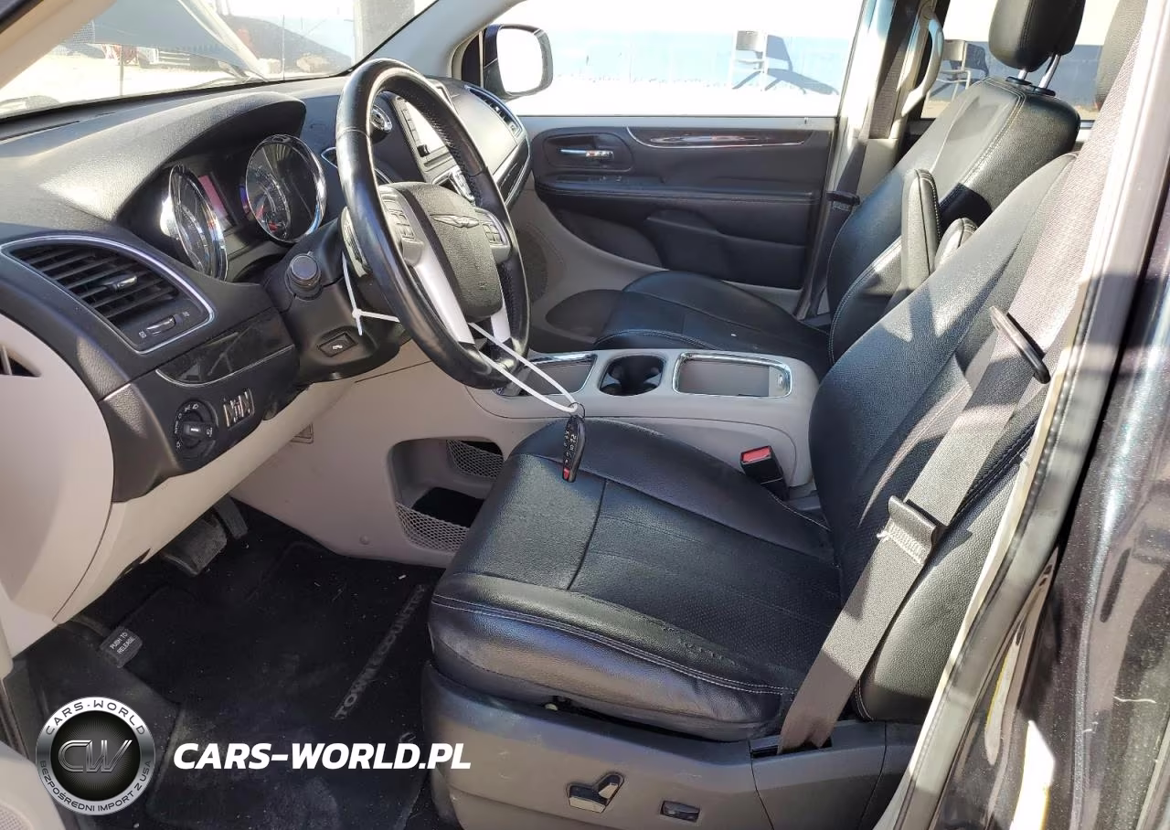 2014 Chrysler Town & Country Touring L VIN:2C4RC1CG1ER284457 - 7