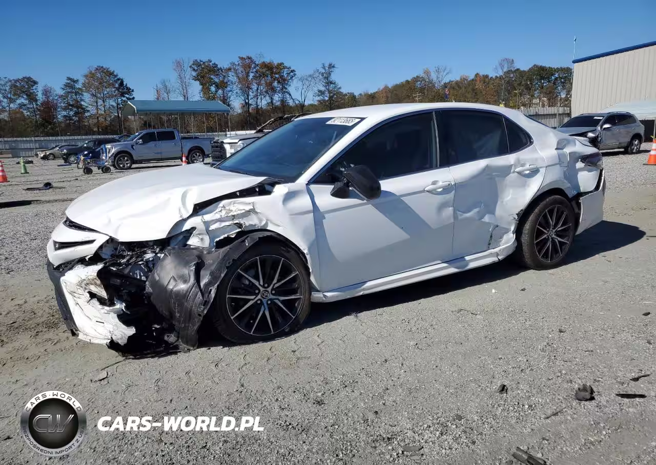 2024 Toyota Camry Se Night Shade