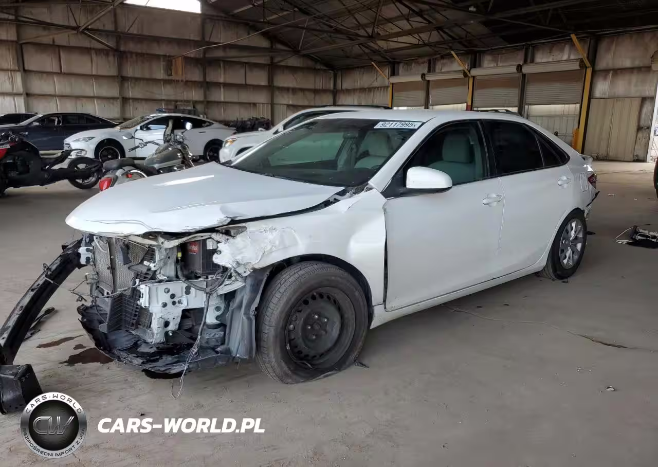 2016 Toyota Camry Le