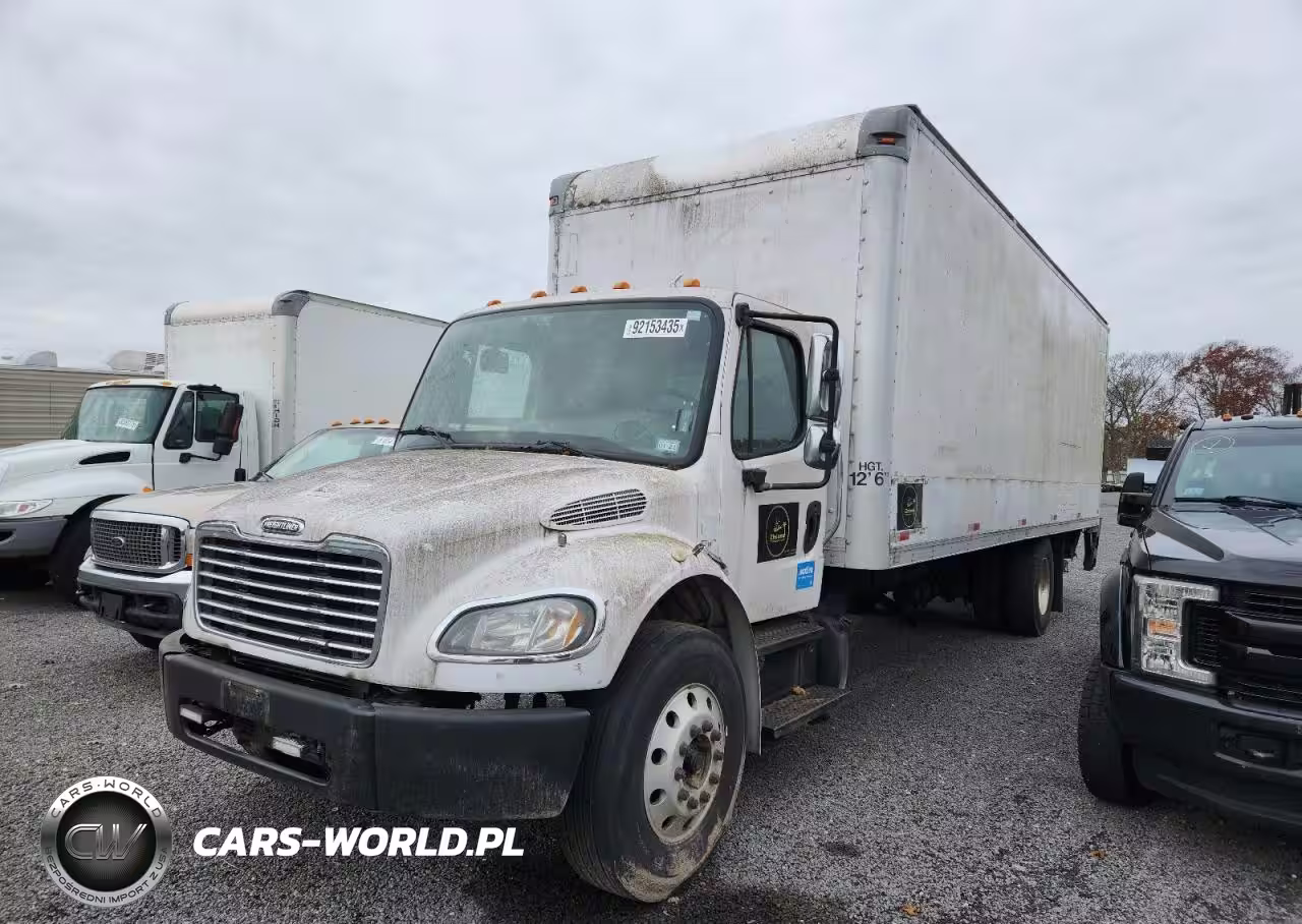 2013 Freightliner Business Class M2 Box Truck