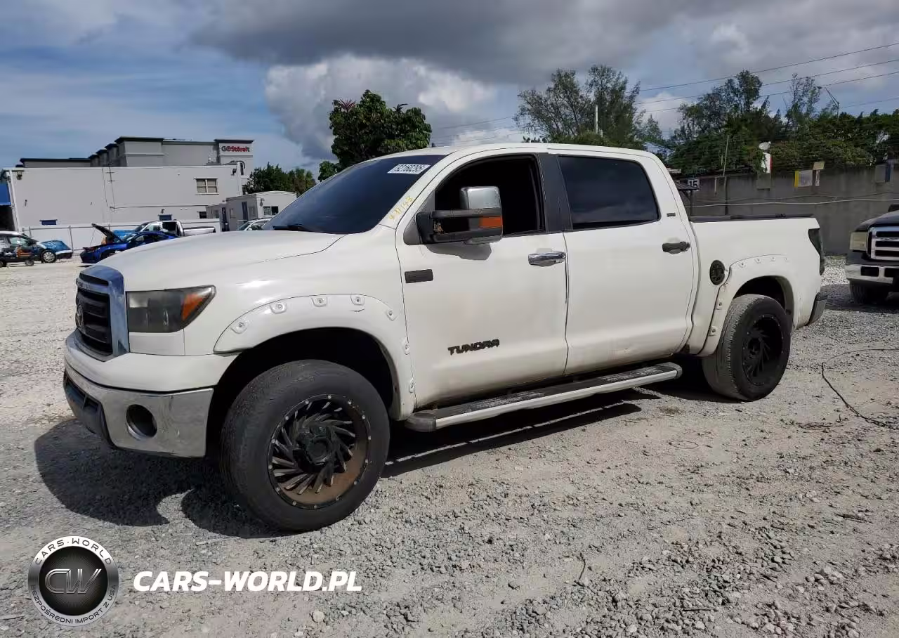 2010 Toyota Tundra Crewmax Sr5