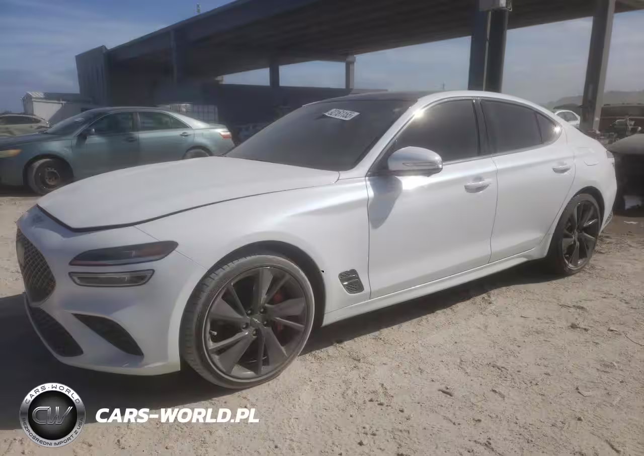 2023 Genesis G70 Base