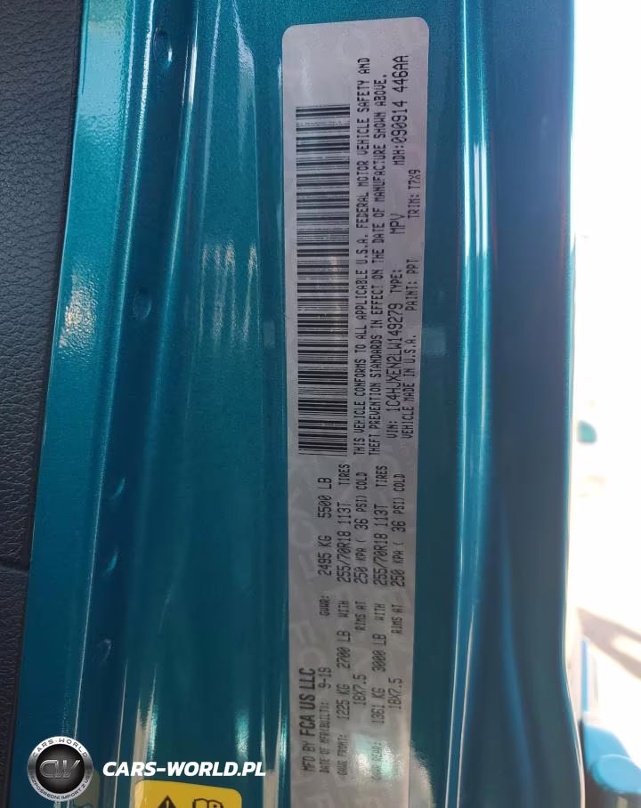 2020 Jeep Wrangler Unlimited Sahara VIN:1C4HJXEN2LW149279 - 13