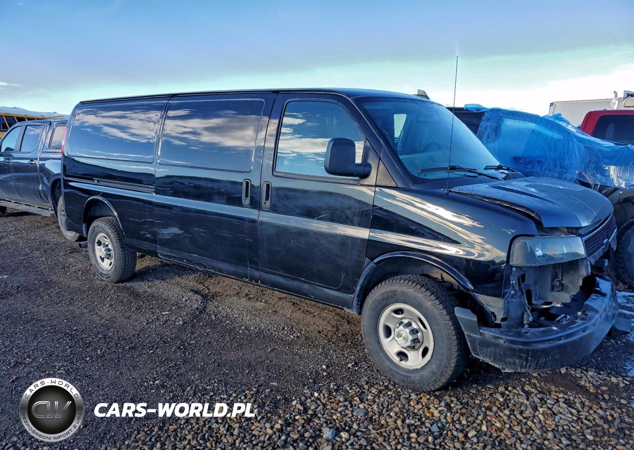2023 Chevrolet Express Delivery Van VIN:1GCWGBFP6P1100145 - 4