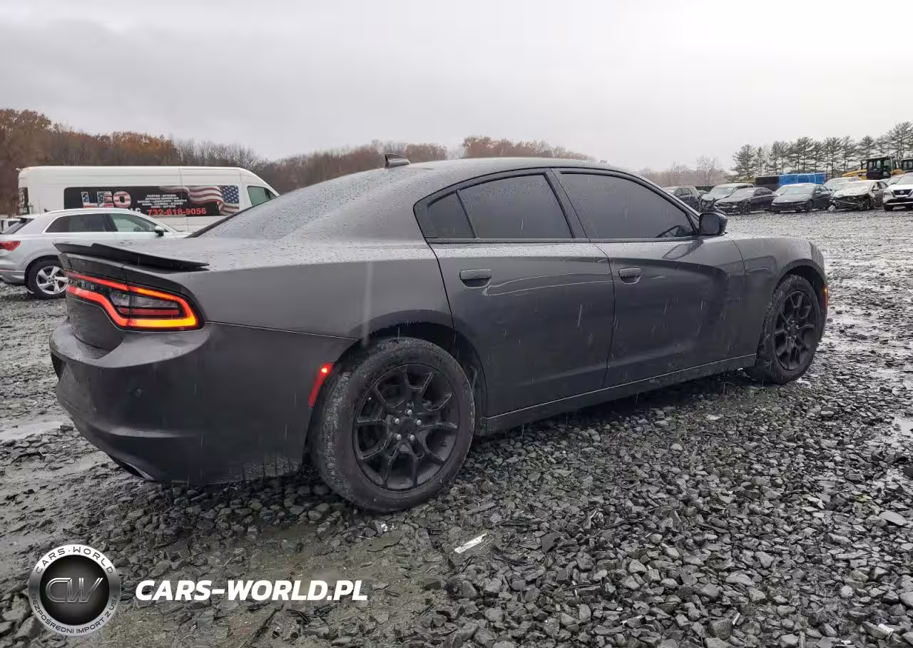 2017 Dodge Charger Sxt VIN:2C3CDXJGXHH557662 - 3