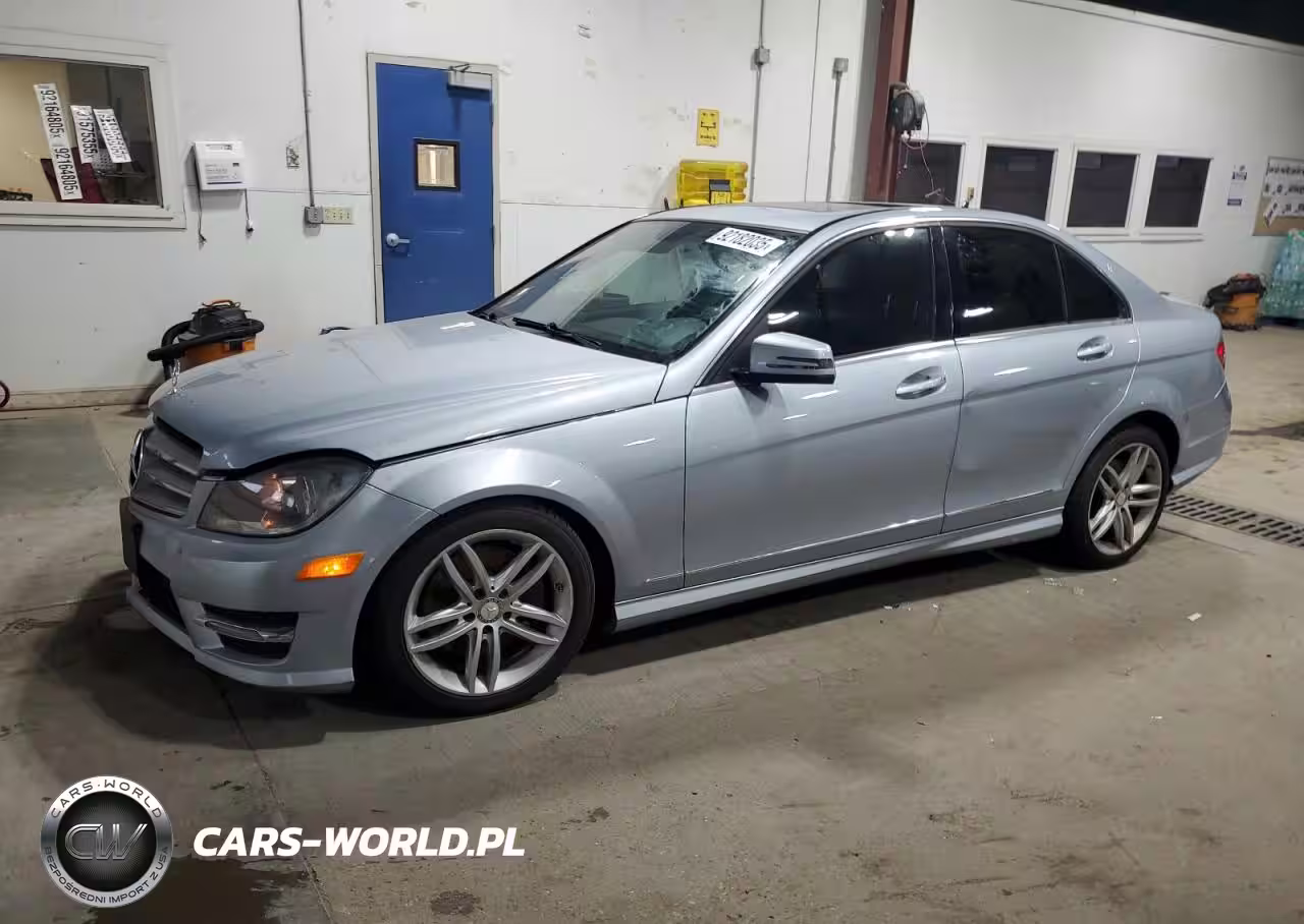2013 Mercedes-Benz C 300 4Matic