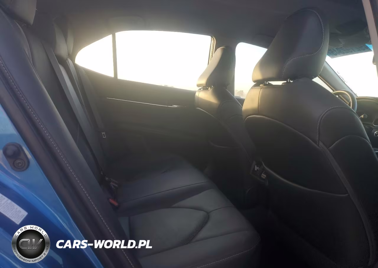 2018 Toyota Camry Xse VIN:4T1B61HK8JU009635 - 10